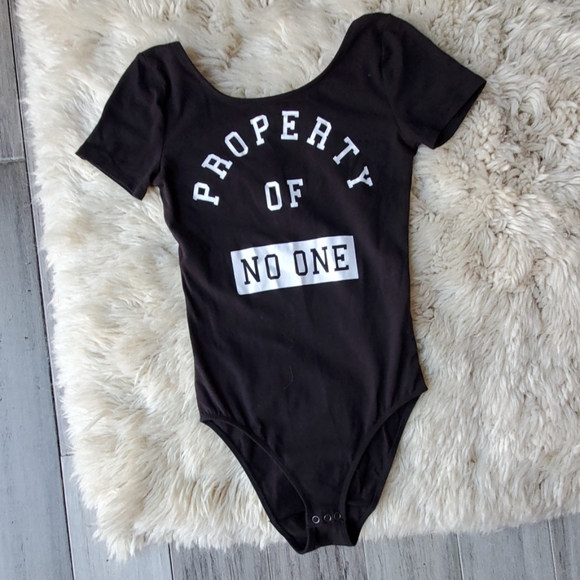 Hollister "Property of No One" Fitted Bodysuit - Picture 2 of 6